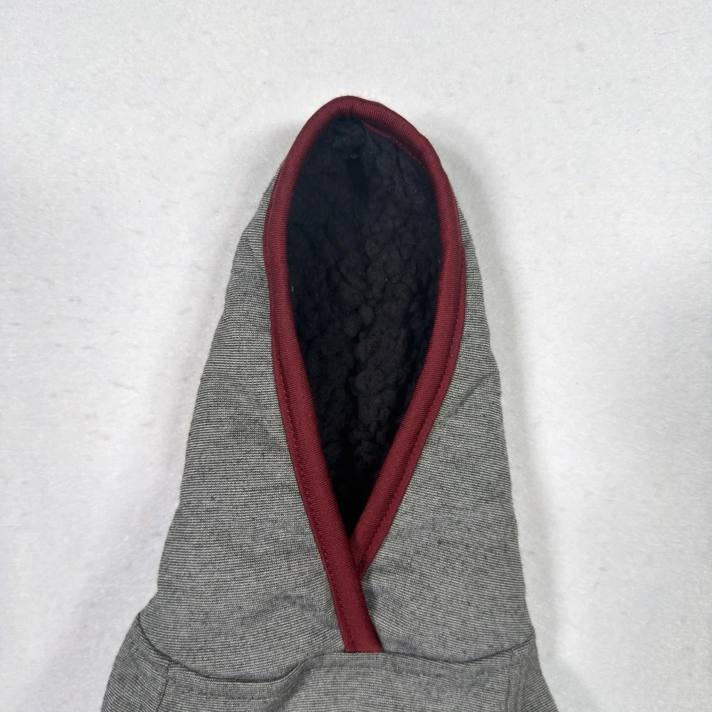 Reddy Dog Hoodie NWOT Sweatshirt Gray Burgundy Fleece Lined Pet Jacket Small